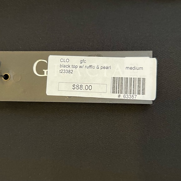 Black top with ruffle pearl sleeve. Size Medium. NWT. - Picture 3 of 3